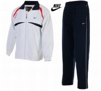 CHAQUETA Y SUDADERA NIKE